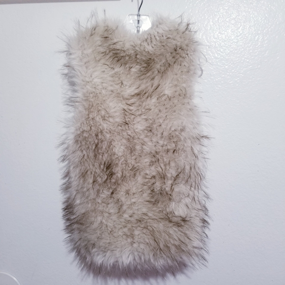 Toddler fur vest - Picture 2 of 4